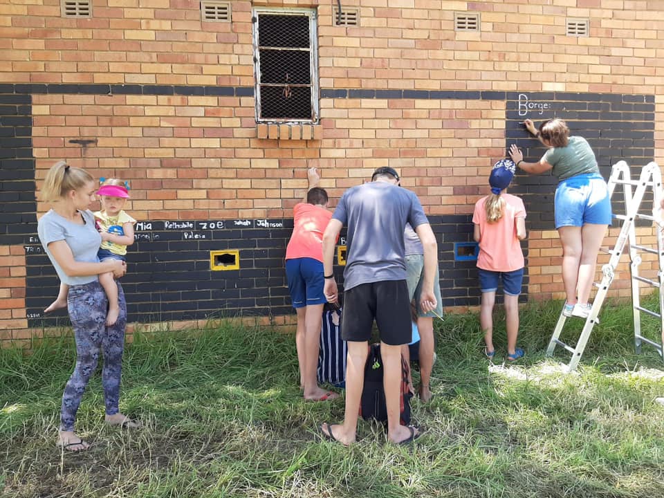 Senekal Community is Rally Together and Restoring Hearts by Restoring Their Town!